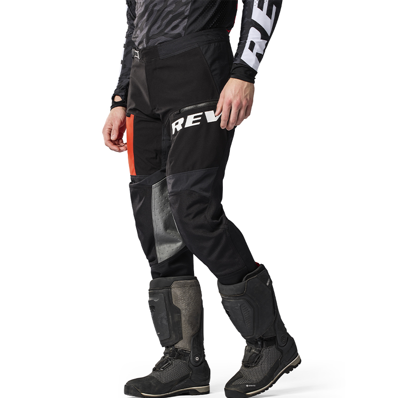 PANTALONES REVIT LEJANO POL TARRES BLACK/RED TIRO CORTO