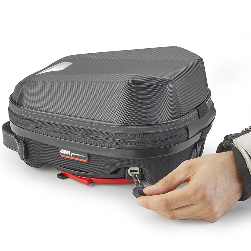 BOLSA SOBREDEPOSITO GIVI WL902 WEIGHTLESS TANKLOCKED