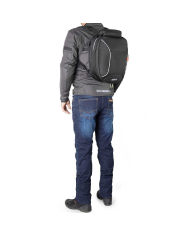 BOLSA TRASERA Y MOCHILA GIVI EA147 TAILOCK