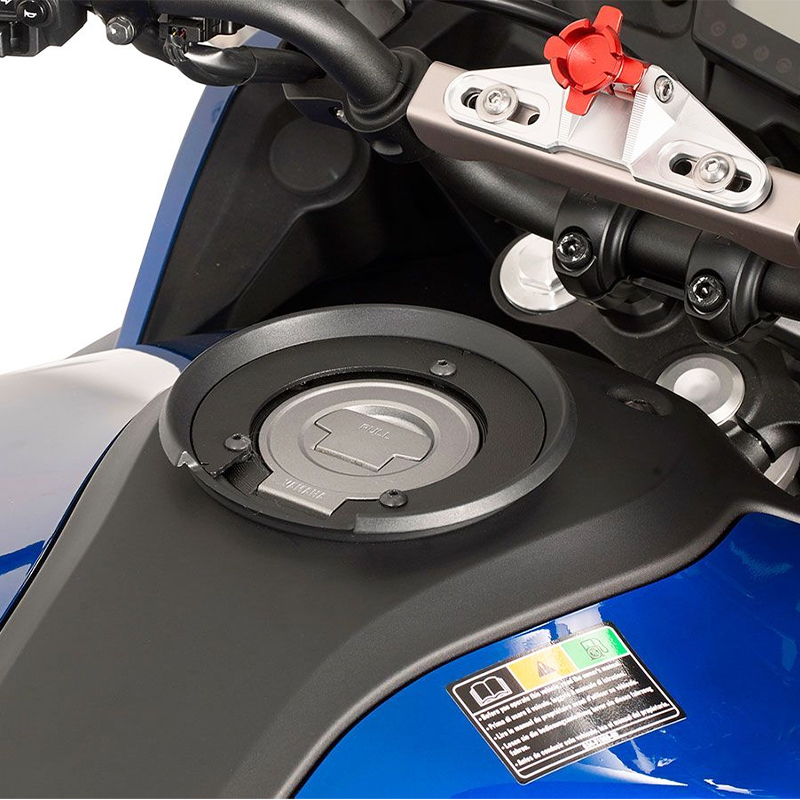 ADAPTADOR GIVI PARA BOLSAS TANKLOCK BF05 ADAPTADOR GIVI PARA BOLSAS TANKLOCK BF05