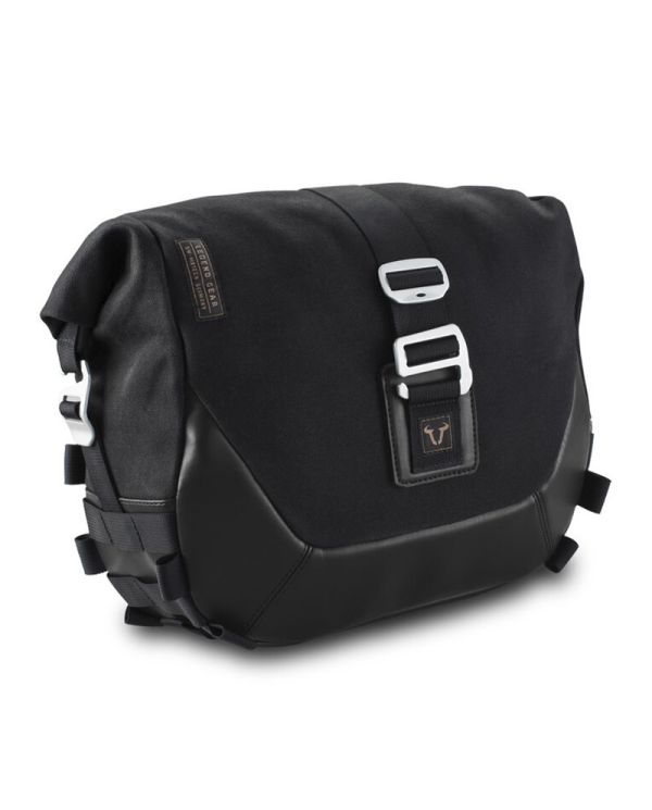 ALFORJA SW-MOTECH LEGEND GEAR LC1 9,8 LITROS BC.HTA.00.401.10200R DERECHA BLACK E.