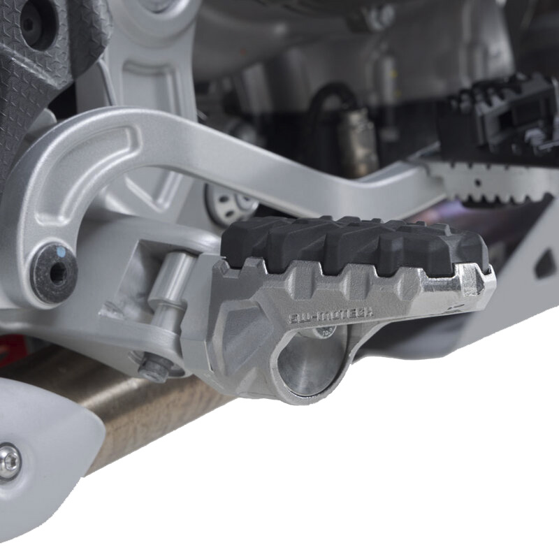 KIT REPOSAPIES SW-MOTECH EVO APRILIA TUAREG 660 FRS.13.112.10300