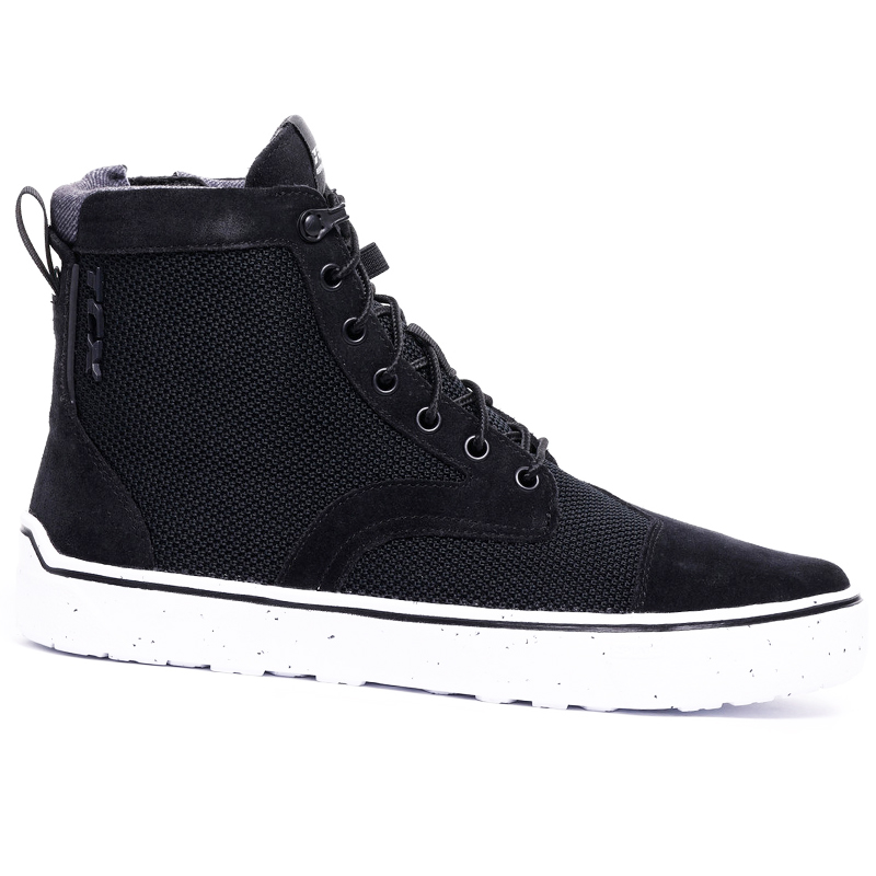 ZAPATILLAS TCX DARTWOOD TEX BLACK/WHITE