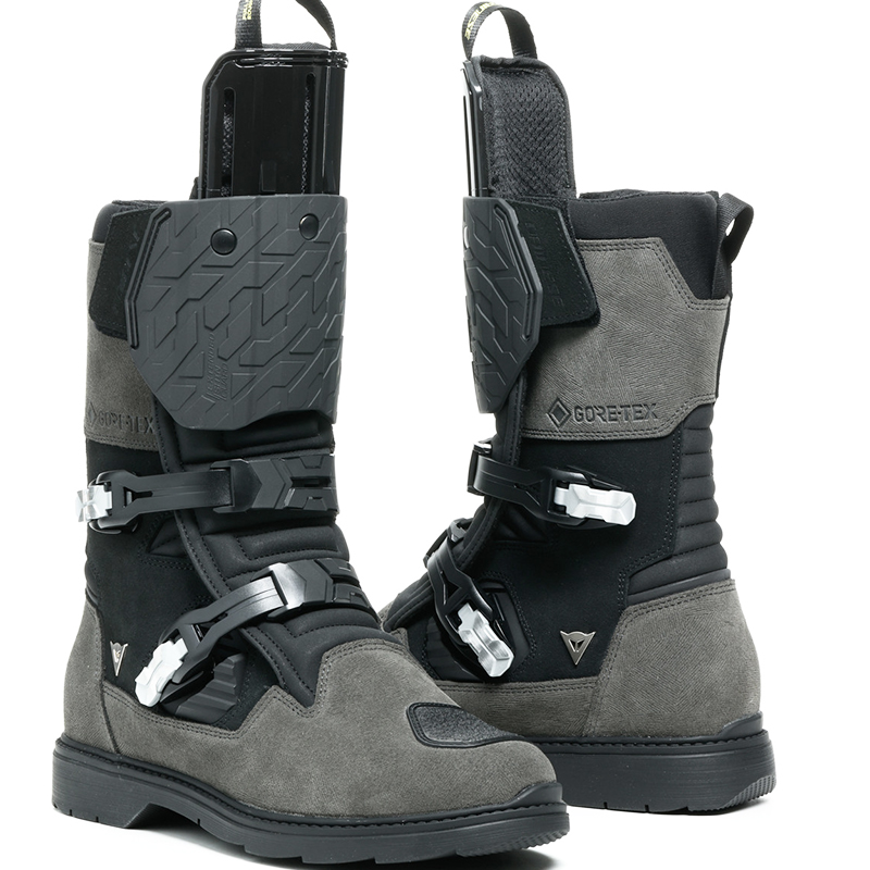 BOTAS DAINESE OVERYOND XT GORE-TEX BLACK/GREY
