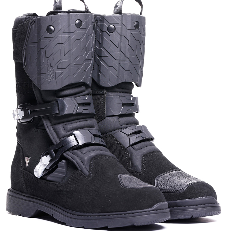 BOTAS DAINESE OVERYOND XT GORE-TEX BLACK/BLACK