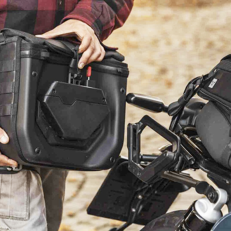 ALFORJA SW-MOTECH LEGEND GEAR SISTEMA V-LOCK 16L BC.HTA.00.402.20000 | Alforjas de moto | %brands%