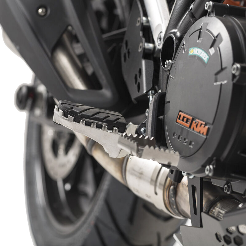 KIT REPOSAPIES SW-MOTECH ION KTM/HUSQVARNA FRS.04.011.10101/S | Estriberas, pedales y palancas de moto | %brands%