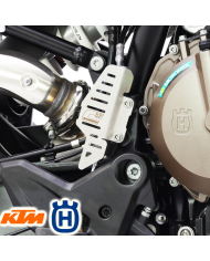 PROTECTOR DE LA BOMBA DE FRENO TRASERO CROSSPRO KTM ADVENTURE 890-790/ HUSQVARNA NORDEN PLATA | Otros protectores de moto | %brands%