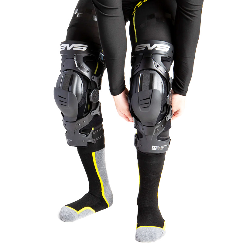 RODILLERAS EVS AXIS SPORT BLACK/GREY | Rodilleras y Coderas de moto | %brands%