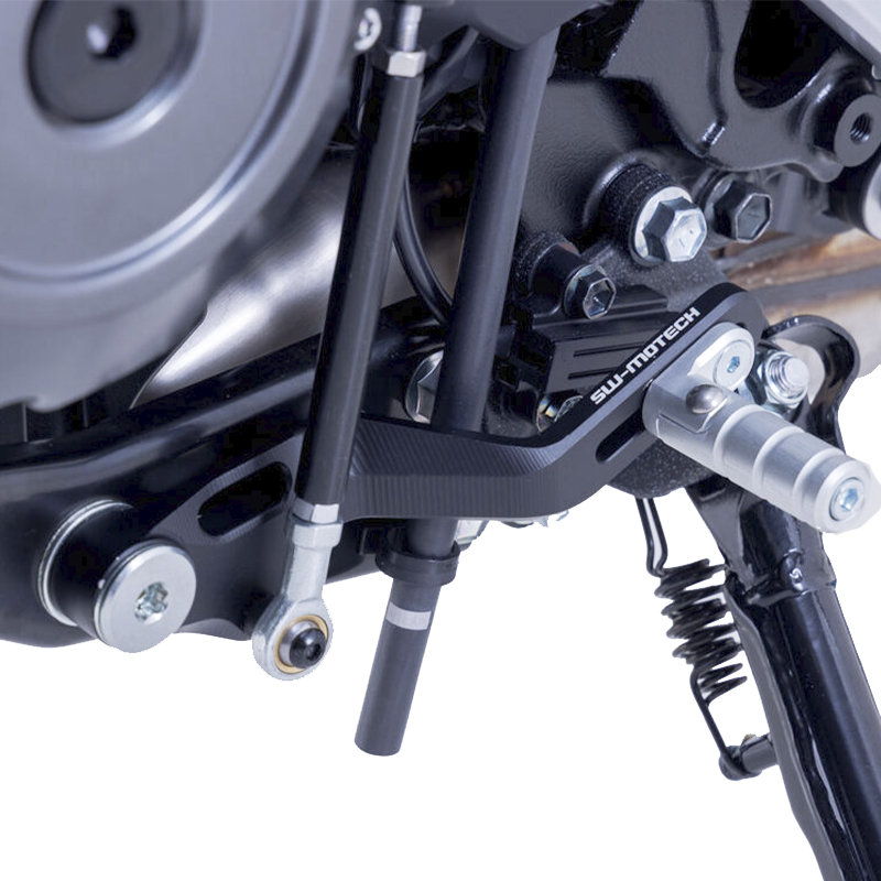 JUEGO DE PALANCA DE CAMBIO Y PEDAL DE FRENO SW-MOTECH SUZUKI FBL.05.846.20000 | Estriberas, pedales y palancas de moto | %brands%